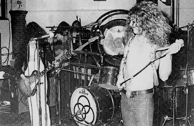 Led Zeppelin onstage southampton 1973